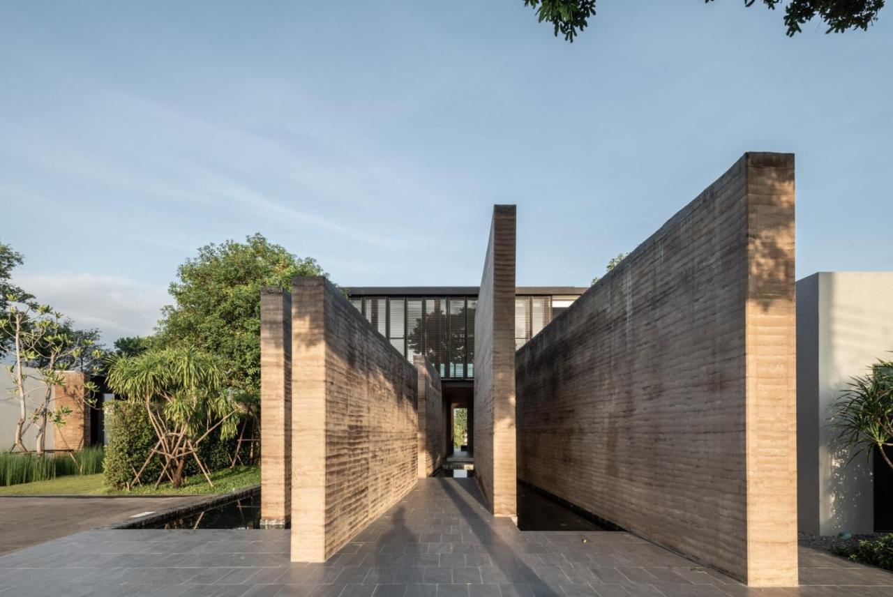 Tara Villa Kanchanaburi Exterior photo
